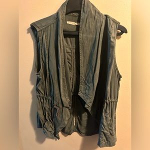 Olive green vest size X-Large